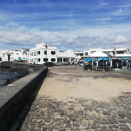 Respira El Mar Desde Tu Terraza Y Sientete En Paz. Apartament Arrieta (Lanzarote)